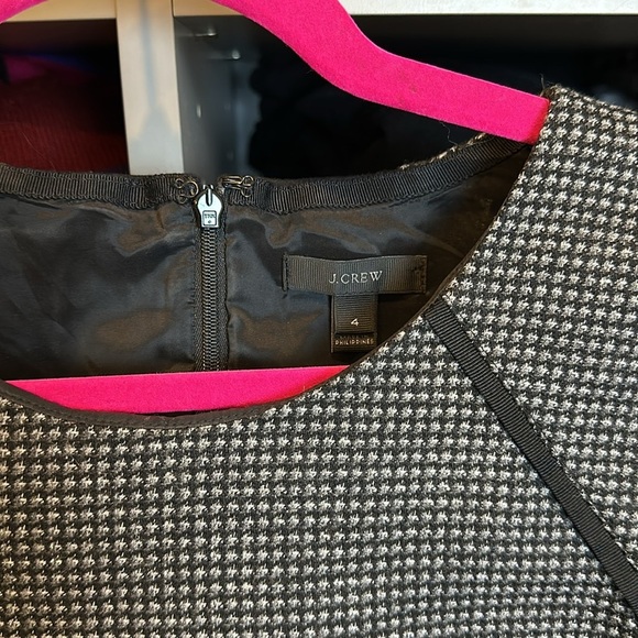 J Crew black and gray short sleeve scoop neck dress size 4 - Picture 2 of 3